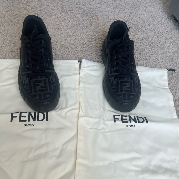 Authentic Fendi sneakers men size 7 - Picture 2 of 7
